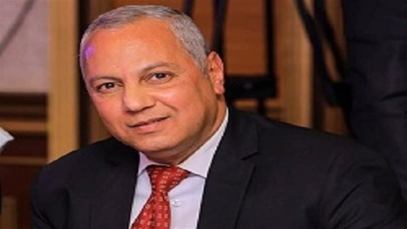 طارق عبد العزيز