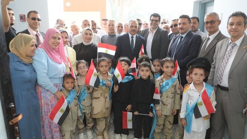 محافظ الشرقية يفتتح