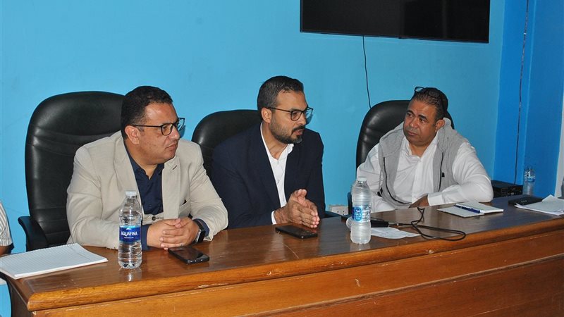 أحمد رفعت وكيل وزارة الصحة بسوهاج 
