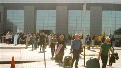 الغردقة تستقبل 271 سائحا من أوكرانيا وبيلاروسيا