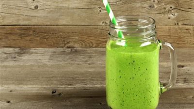 ما هو العصير الأكثر إذابة لـ دهون البطن؟.. إليك طريقة تحضيره