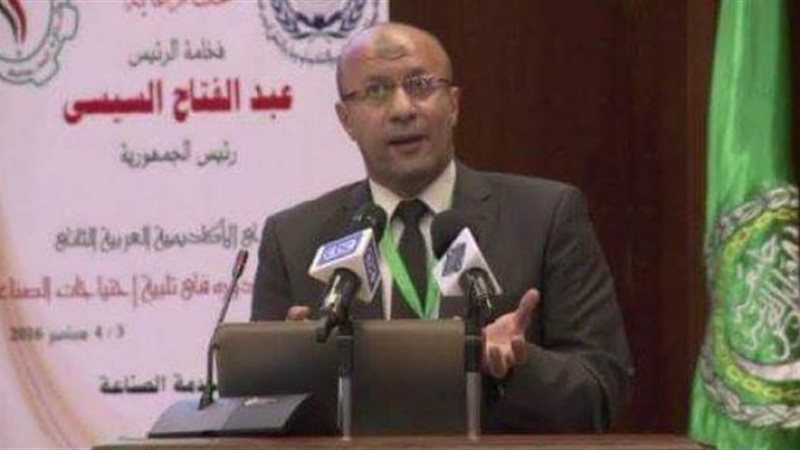 الدكتور أحمد الحيوي