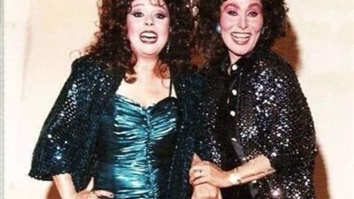 إسعاد يونس تستعيد ذكريات مسلسل ”بكيزة وزغلول”