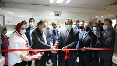 بالصور.. عبد الغفار وقنصوه يفتتحان وحدة قسطرة القلب وبنك الدم  بمستشفى سموحة