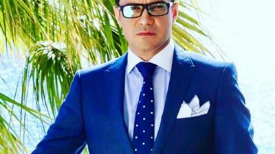 محمد رجب يجني ثمار نجاح ”الأخ الكبير” ويتعاقد علي مسلسل جديد