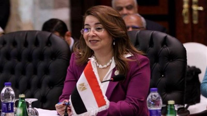 غادة والى