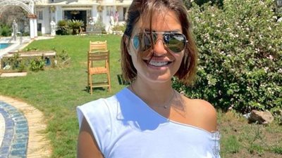 منة فضالى تبعث رسالة مهمة لجمهورها