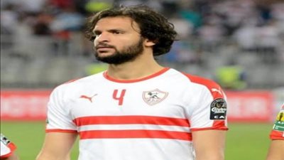 محمود علاء يطالب الزمالك بتحمل الضرائب