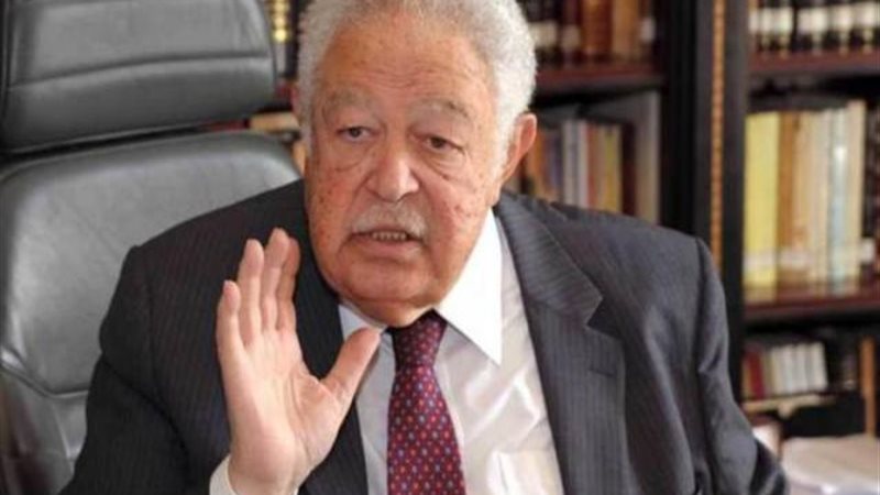 رجائى عطية نقيب المحامين