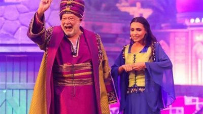 كارمن سليمان برفقة يحيى الفخرانى من كواليس ”ياما فى الجراب يا حاوى”