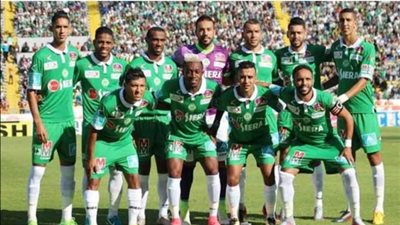 صحيفة مغربية تعدد أزمات الرجاء قبل مواجهة الزمالك الأفريقية