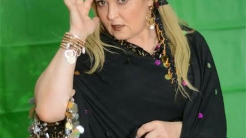 نهال عنبر