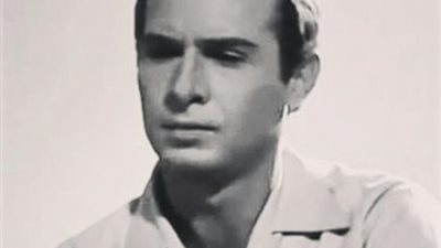 الهضبة عمرو دياب: ”خالص عزائى لوفاة الفنان محمود رضا”