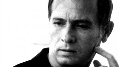 بعد رفض الإعلان عن مكان دفنه.. ”الموجز” تكشف حقيقة وفاة محمود رضا بفيروس كورونا