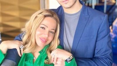 سوزان نجم الدين تهنئ نجلها بتخرجه من الثانوية