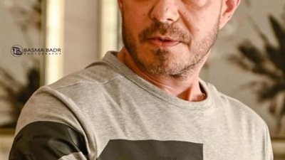 أحمد زاهر يعلن موعد انطلاق حلقات مسلسله الجديد”ورا كل باب”