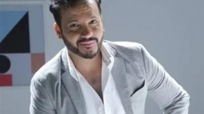 إيساف يستعد لتقديم أغنية وطنية تحمل اسم «مصر بالخير”