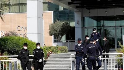 انتهاك جديد لحقوق العمال..قطر تخفض أجور المغاربة العاملين في الشرطة