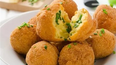 بخطوات سهلة.. كيف تحضرين كفتة البطاطس المقرمشة في المنزل؟