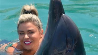 مادلين مطر تبهر متابعيها من إجازتها الصيفية