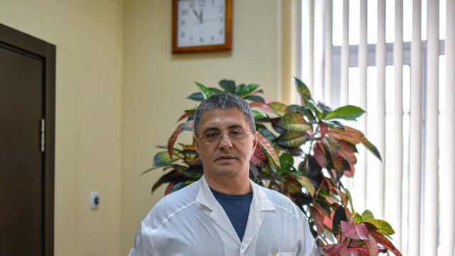 الطبيب الروسي ألكسندر