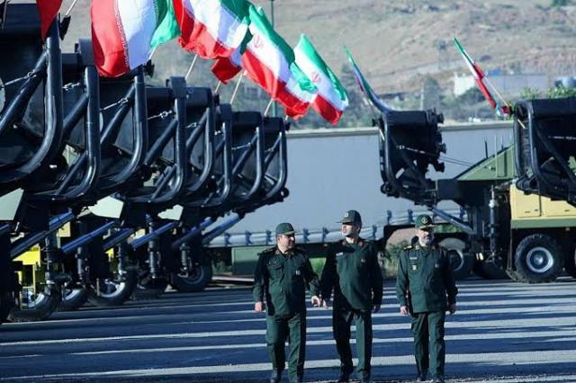 الحرس الثوري الإيراني يوجه صفعة قوية لـ أمريكا | عرب وعالم | الموجز