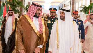 الأمير محمد بن سلمان يُعزي ولي العهد الإماراتي في ضحايا العدوان الحوثي
