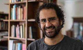 مصدر أمنى ينفى إضراب المحكوم عليه علاء عبد الفتاح عن الطعام داخل مركز الإصلاح والتأهيل