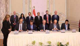 رئيس الوزراء يشهد توقيع اتفاقية تعاون جديدة بين ”بيبسيكو مصر” و”إيتيدا” لتعزيز مكانة مصر الدولية في تقديم خدمات التعهيد للأسواق الإقليمية والعالمية