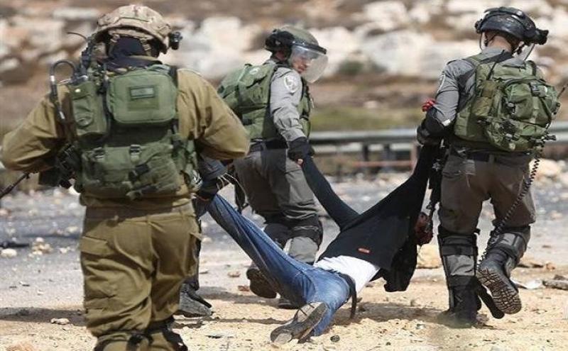 قوات الاحتلال الإسرائيليالاحتلال الإسرائيلى يقتل شابا فلسطينيا بالرصاص فى بلدة حوارة