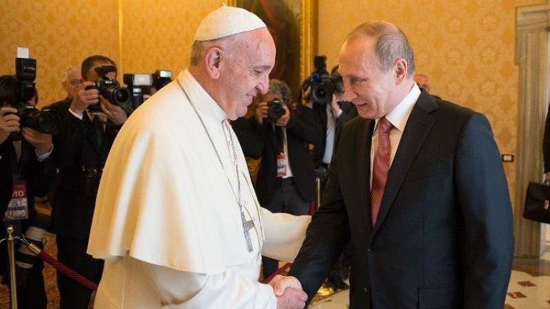 بوتين وبابا الفاتيكان