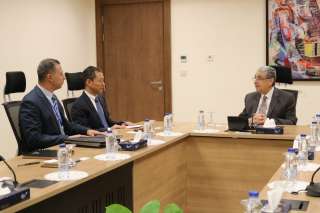 وزير الكهرباء يستقبل وفد شركة CTGI الصينية لتعزيز التعاون المشترك