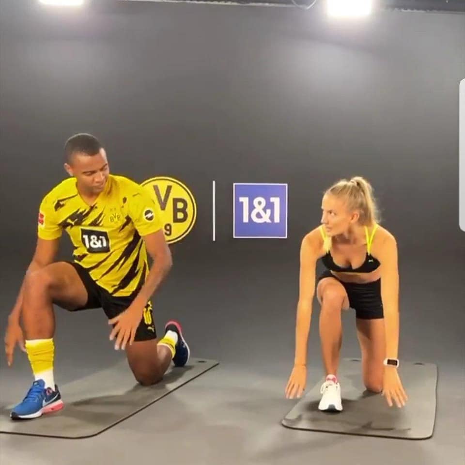 View Dortmund Fitness Coach Alicia Images